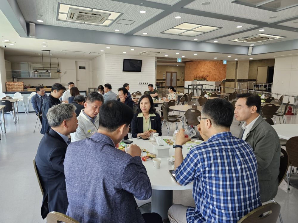 KakaoTalk_20240605_112735611_04.jpg